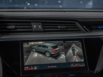 AUDI E-Tron 55 S-Line BlackEdition Pano 21  Matrix