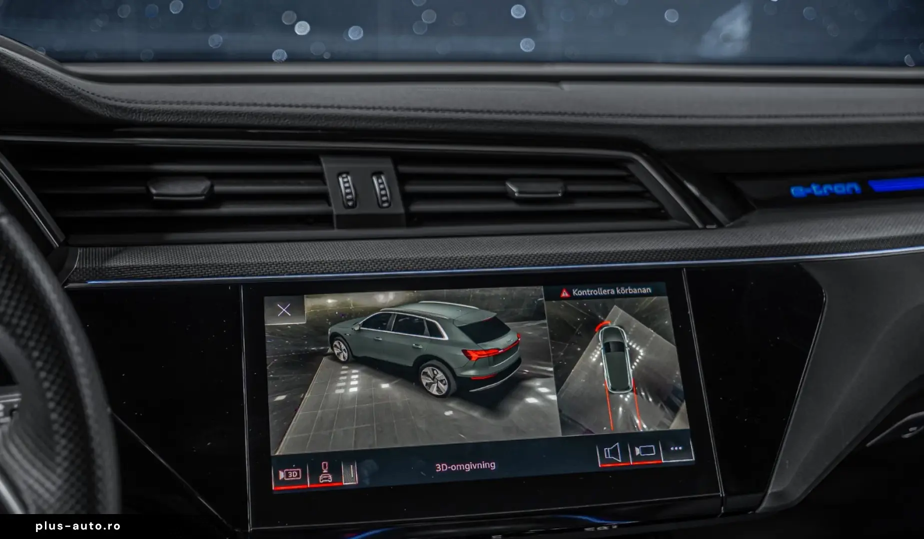 AUDI E-Tron 55 S-Line BlackEdition Pano 21  Matrix