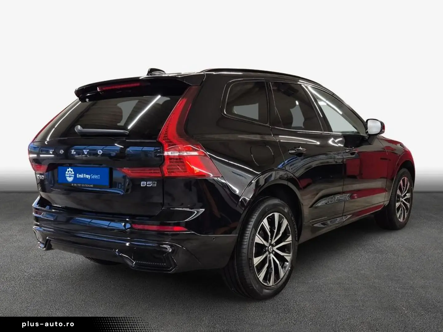 VOLVO XC60 B5 B AWD Plus Dark