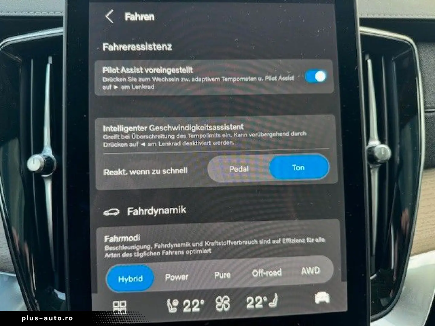 VOLVO XC90 T8 AWD Plug-in Hybrid Plus Dark