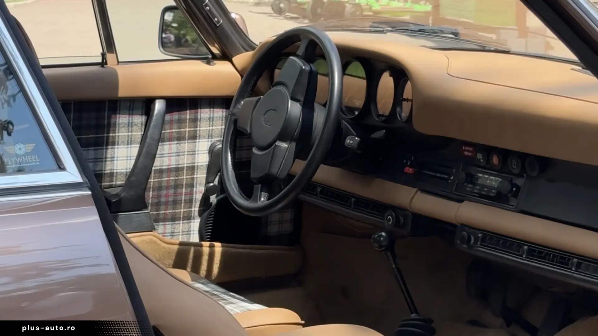 Porsche 911 S 2.7 – 1976