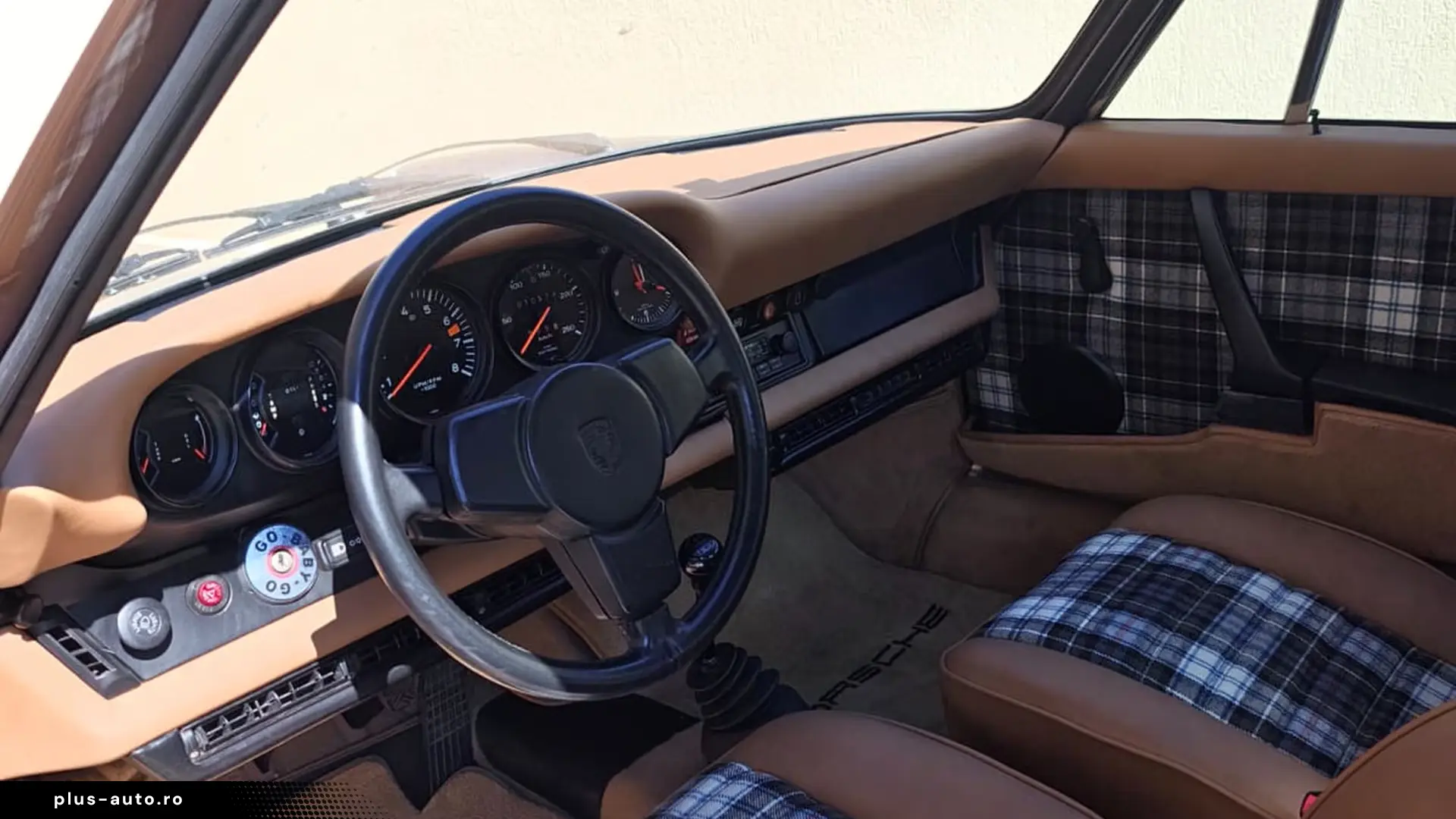 Porsche 911 S 2.7 – 1976
