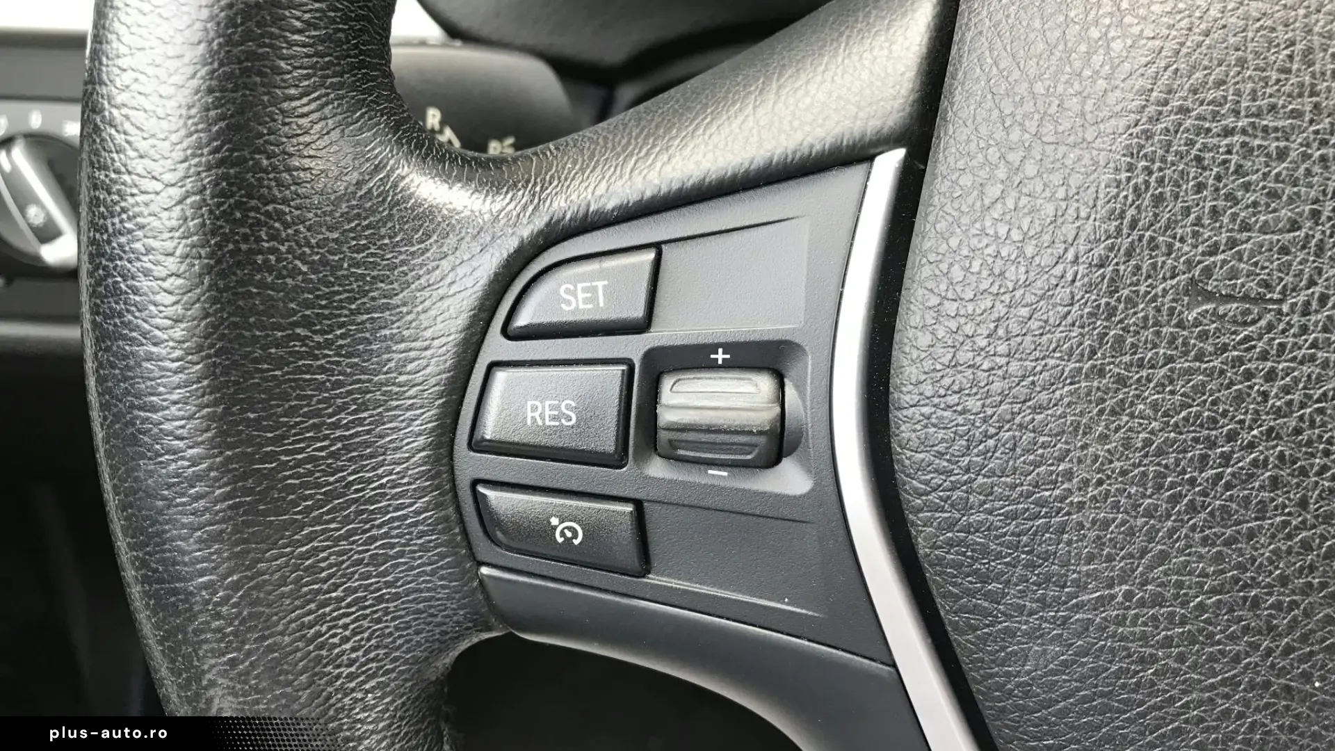 BMW Seria 3 320i Automata