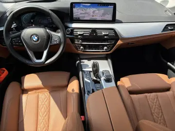 BMW 530i xDr.Sports. HUD ACC Laser Kamera HiFi 18