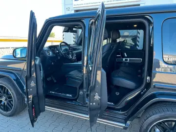 MERCEDES-BENZ G 400d AMG Line