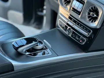 MERCEDES-BENZ G 400d AMG Line