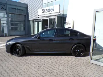 BMW 530d xDrive Lim. M Sport Laser HuD HiFi eGSD AHK
