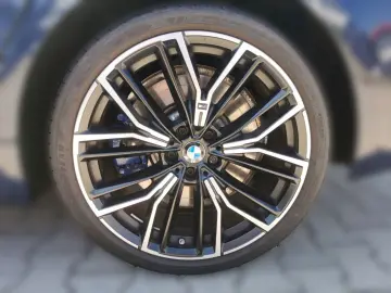 BMW 540d xDrive Limo M SPORT PRO INDIVI TANSANITBLAU