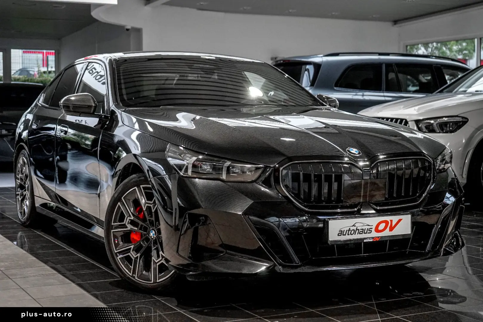 BMW 540xd M Sport Pro Carbon 3xTV B&W HUD Distr Pano