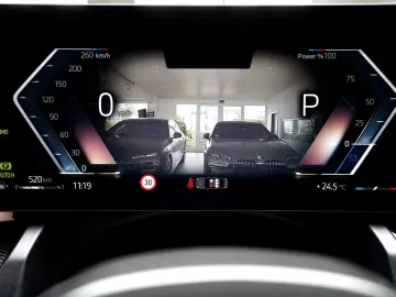 BMW 540xd M Sport Pro Carbon 3xTV B&W HUD Distr Pano