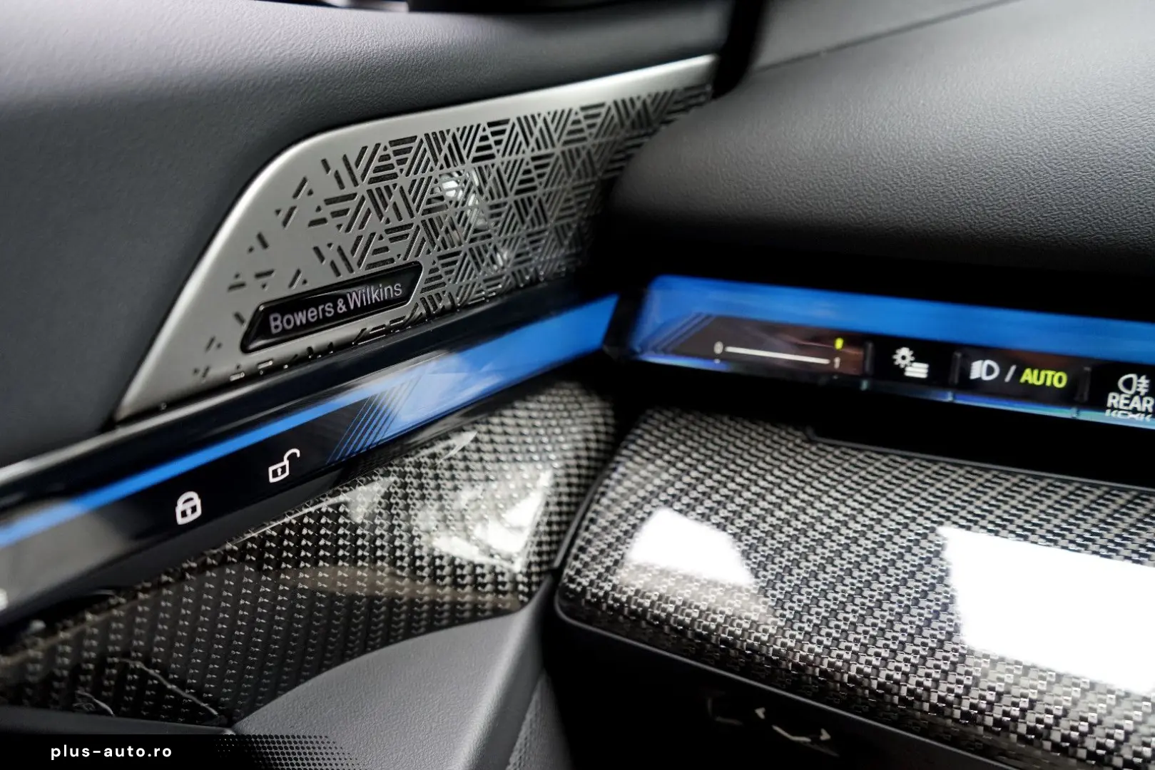 BMW 540xd M Sport Pro Carbon 3xTV B&W HUD Distr Pano