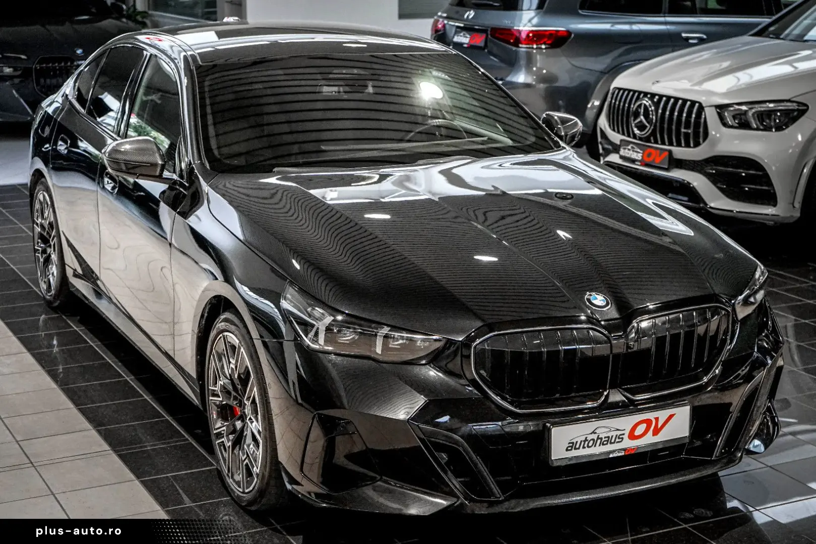 BMW 540xd M Sport Pro Carbon 3xTV B&W HUD Distr Pano