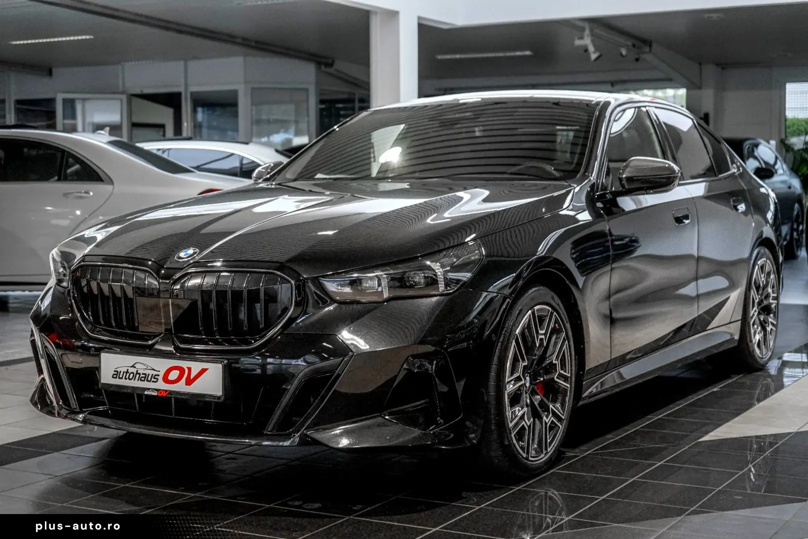 BMW 540xd M Sport Pro Carbon 3xTV B&W HUD Distr Pano