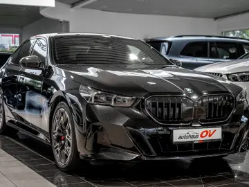 BMW 540xd M Sport Pro Carbon 3xTV B&W HUD Distr Pano