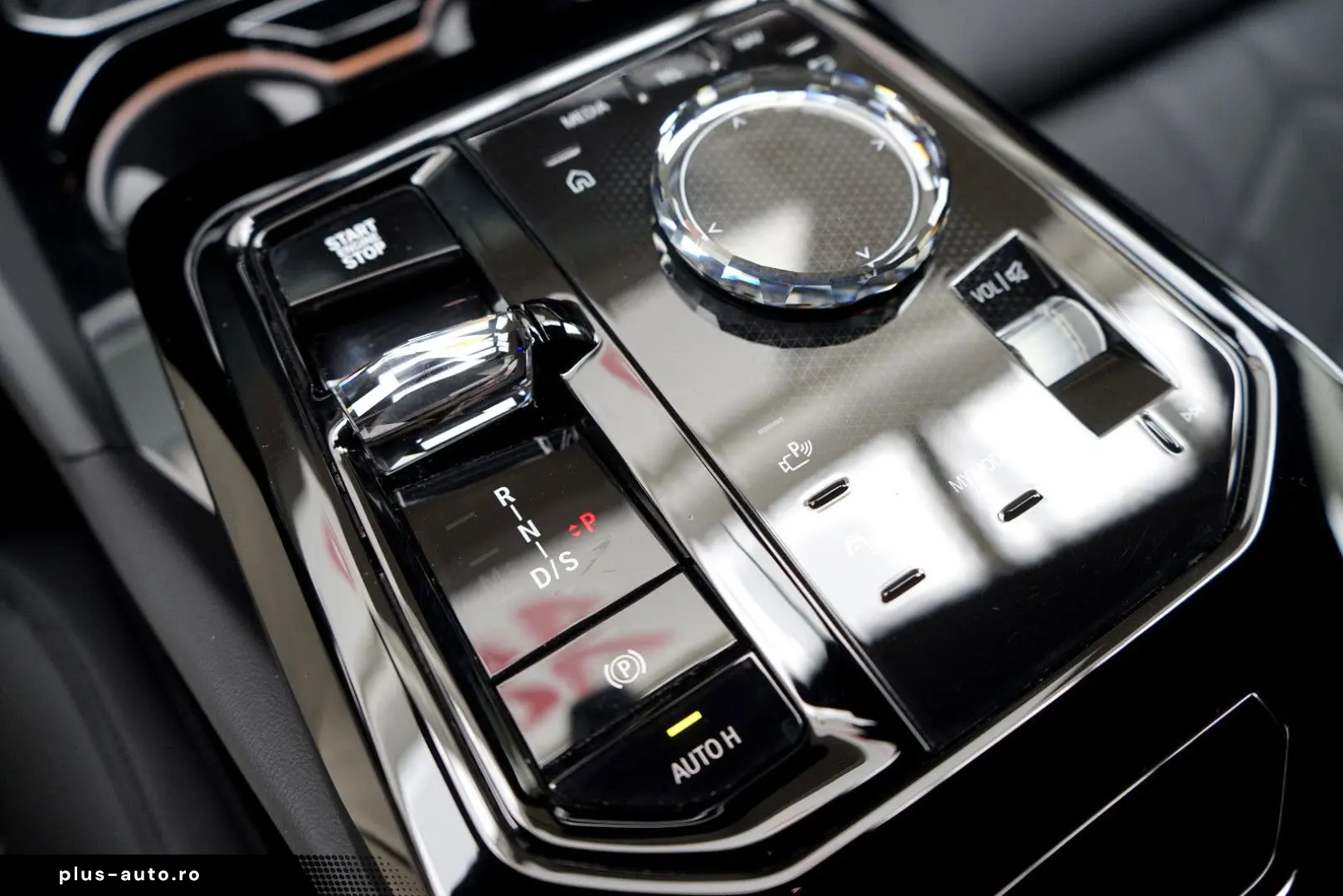 BMW 540xd M Sport Pro Carbon 3xTV B&W HUD Distr Pano