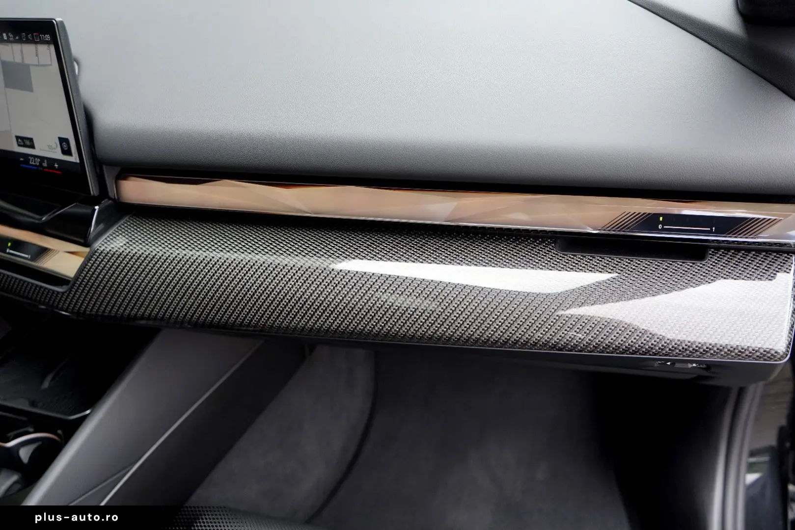 BMW 540xd M Sport Pro Carbon 3xTV B&W HUD Distr Pano