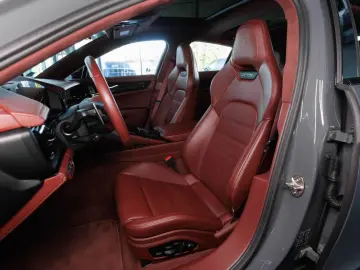 PORSCHE Porsche Panamera GTS 368kW   500hp