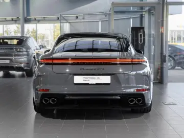 PORSCHE Porsche Panamera GTS 368kW   500hp
