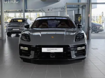 PORSCHE Porsche Panamera GTS 368kW   500hp