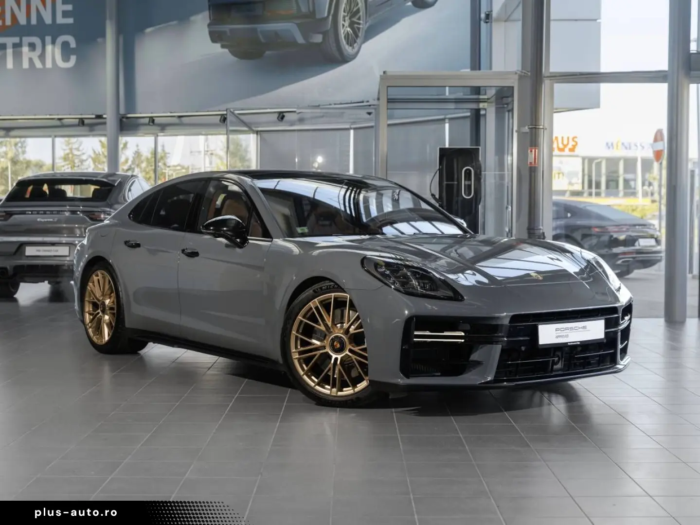 PORSCHE Porsche Panamera GTS 368kW   500hp