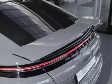 PORSCHE Porsche Panamera GTS 368kW   500hp