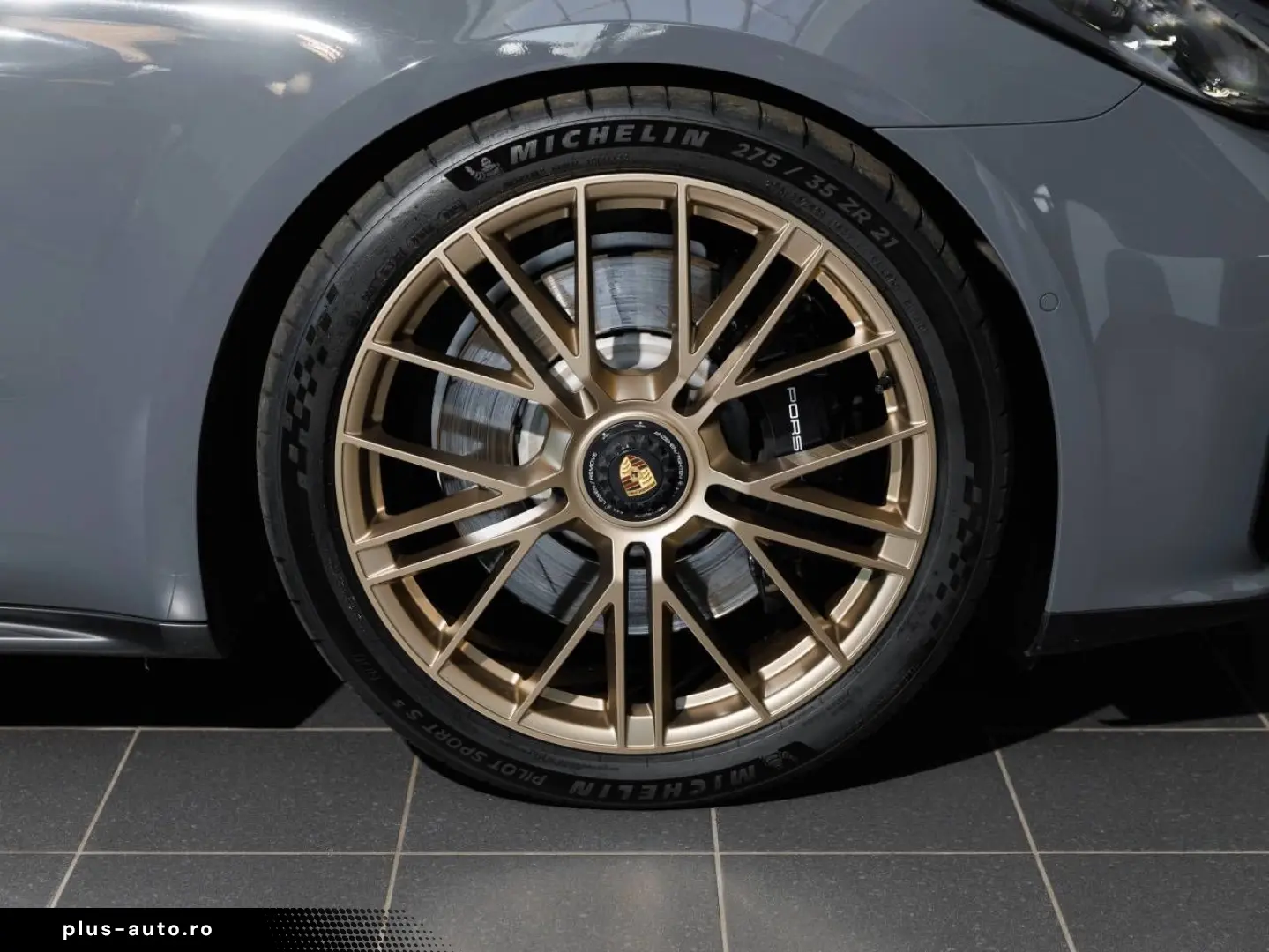 PORSCHE Porsche Panamera GTS 368kW   500hp