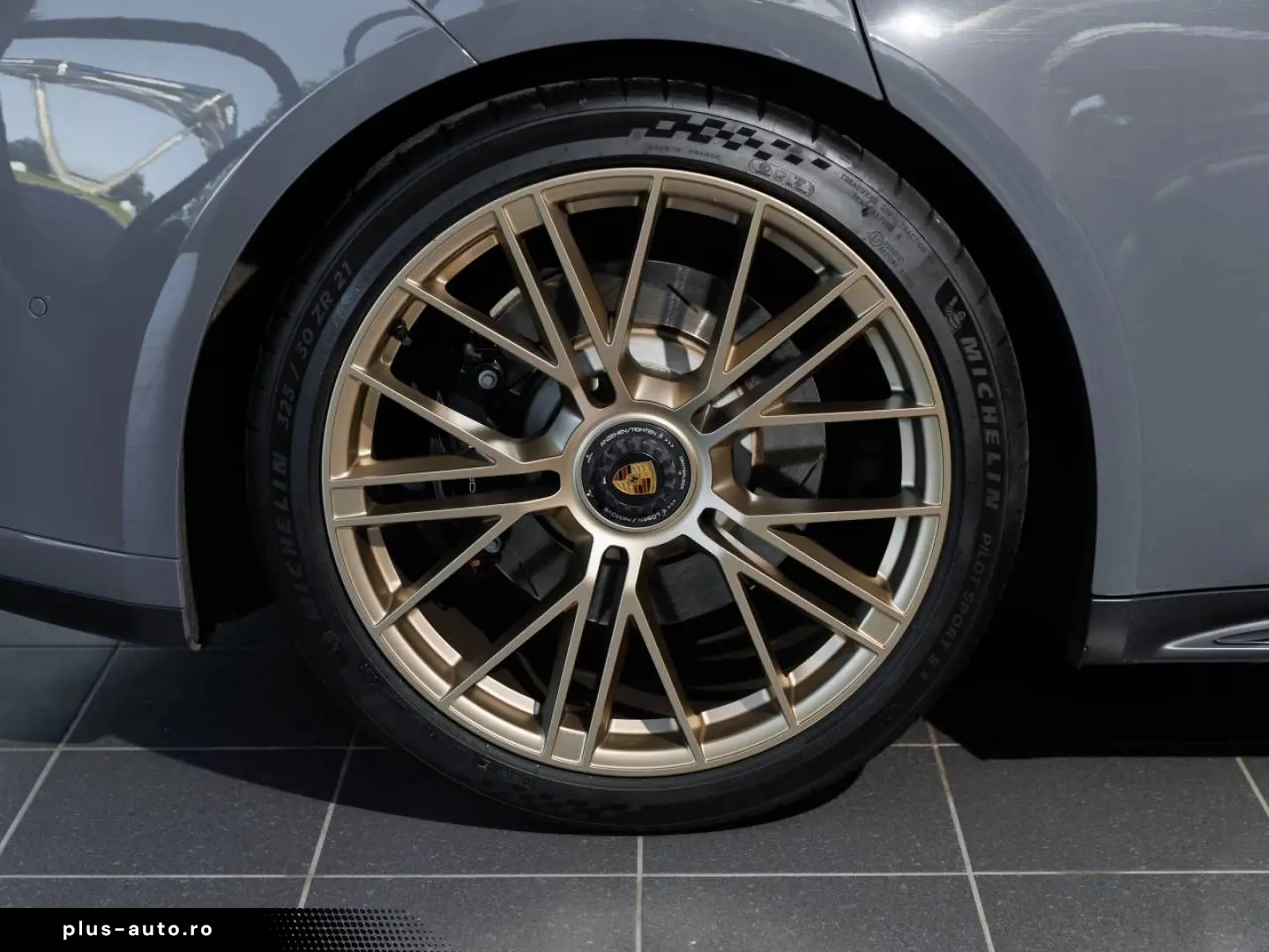PORSCHE Porsche Panamera GTS 368kW   500hp