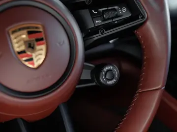PORSCHE Porsche Panamera GTS 368kW   500hp