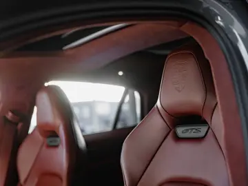 PORSCHE Porsche Panamera GTS 368kW   500hp
