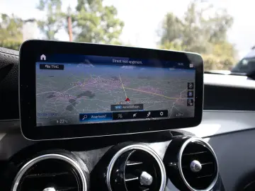 MERCEDES-BENZ GLC 300 4MATIC  COUPE  AMG-LINE  CARPL…
