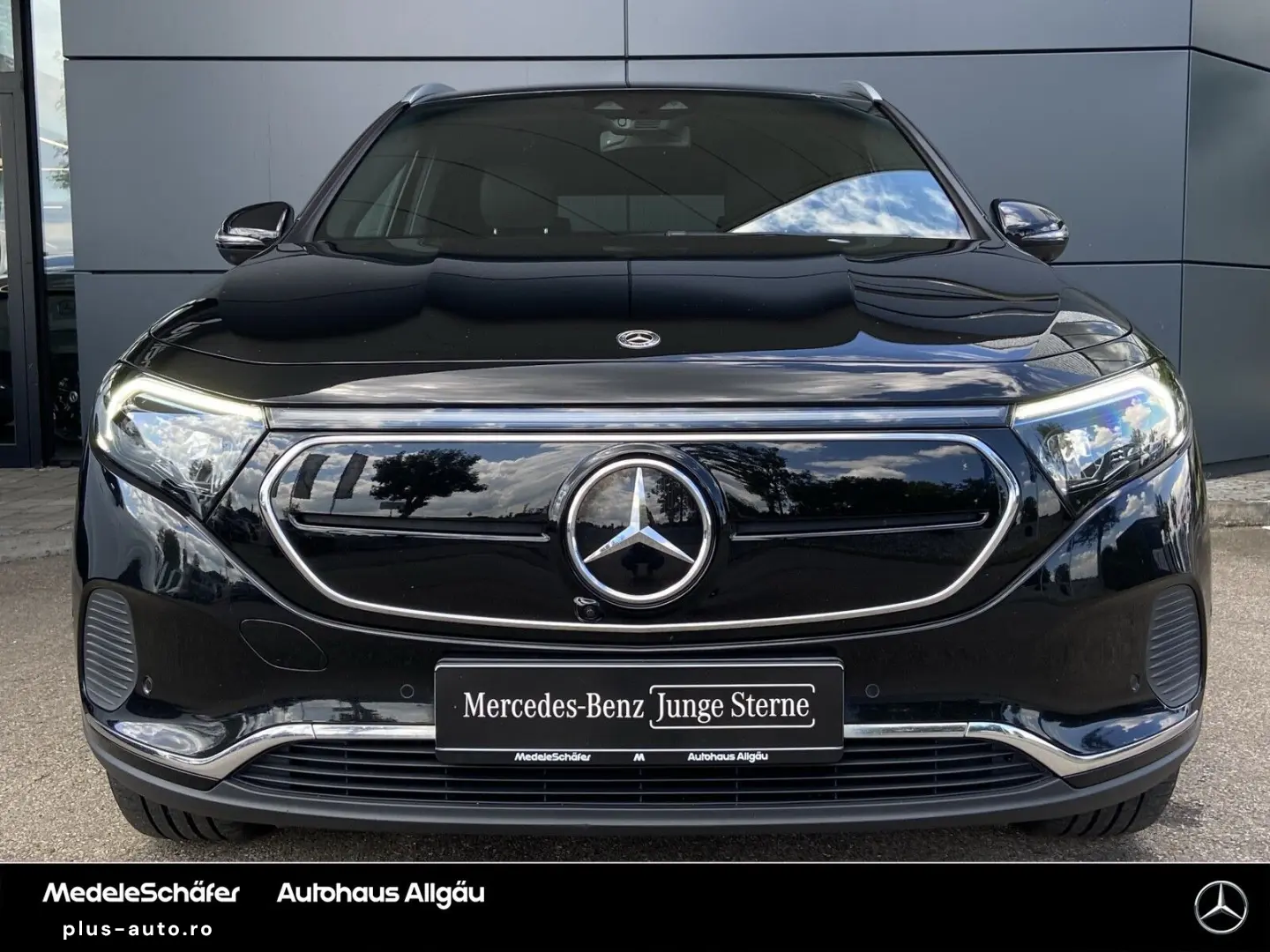 MERCEDES-BENZ EQA 250