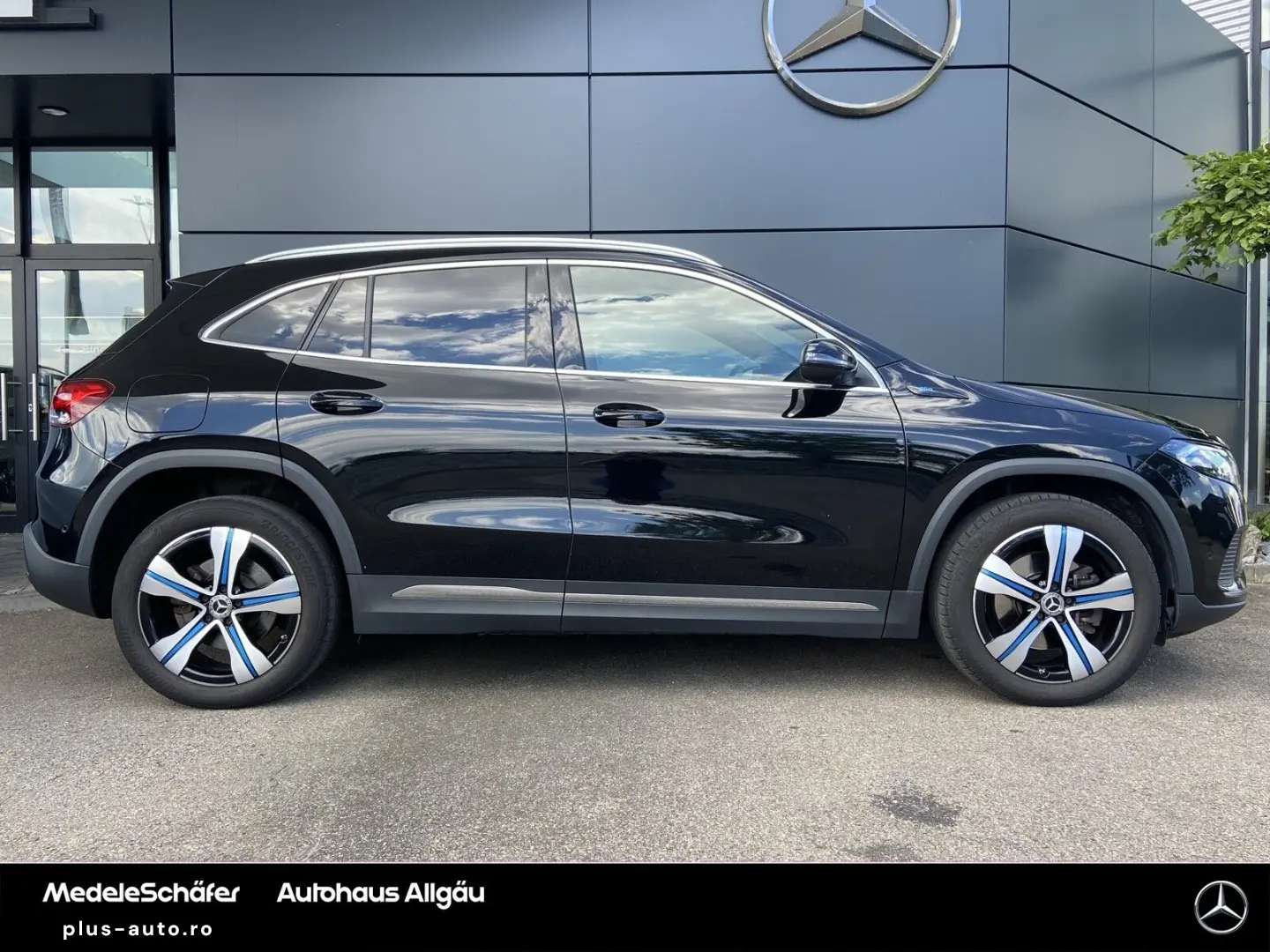 MERCEDES-BENZ EQA 250