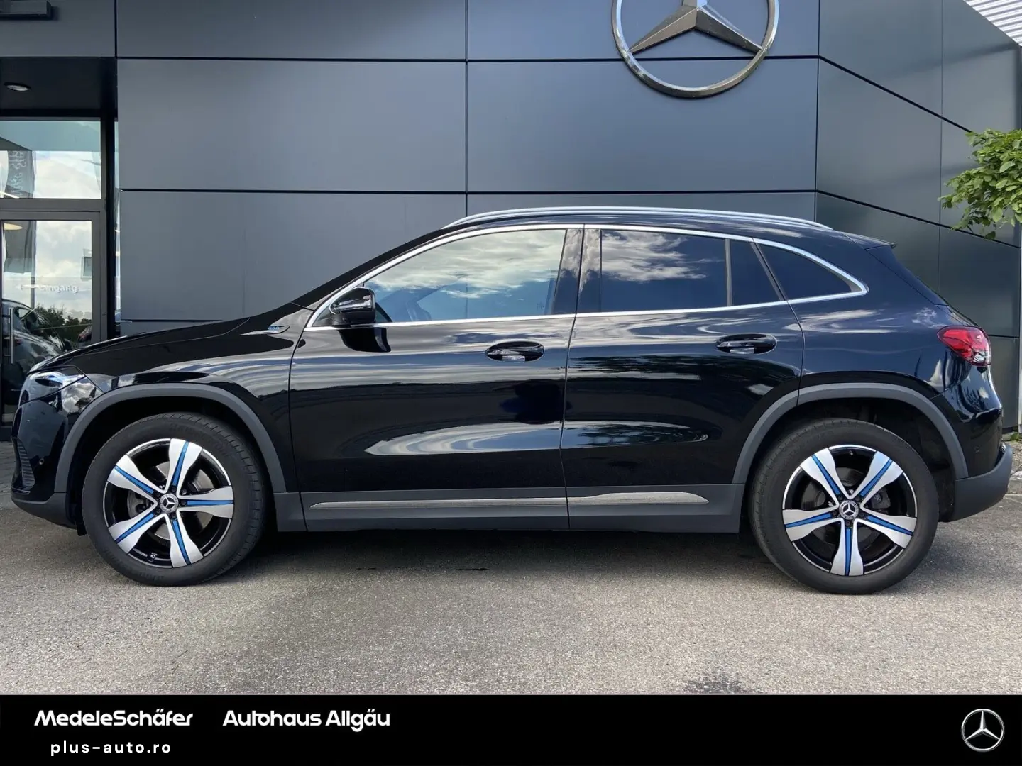 MERCEDES-BENZ EQA 250