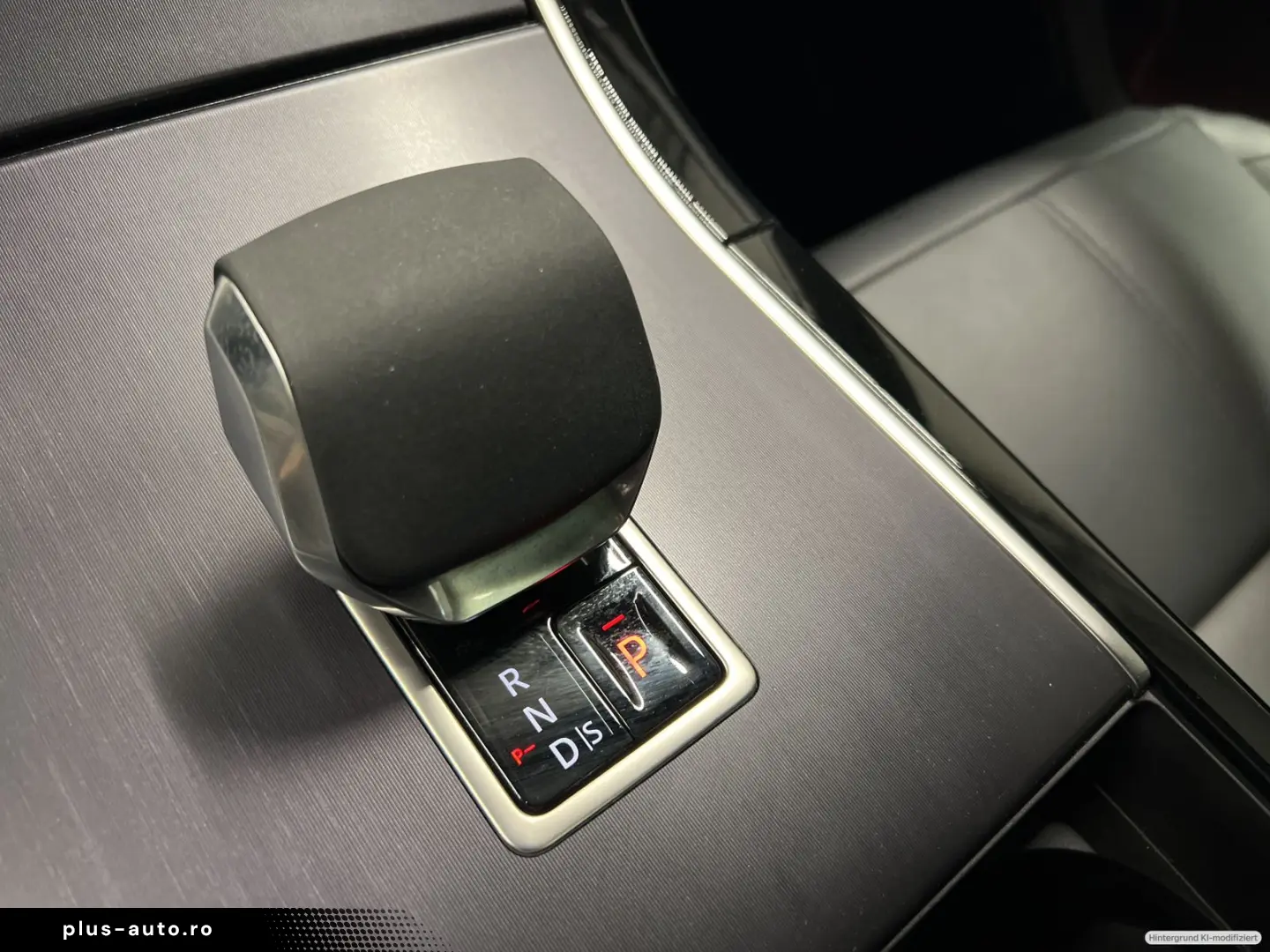 LAND ROVER Range Rover Velar P400e Hybrid Dynamic SE Pano