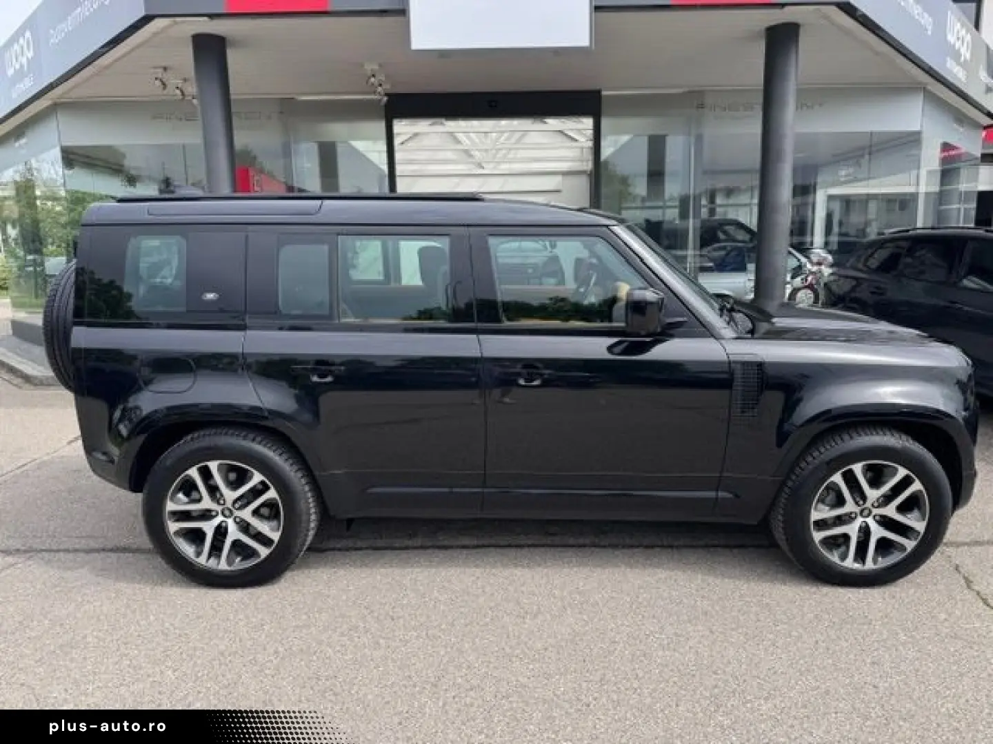 LAND ROVER 110 P400 X-Dynamic HSE Black-Tan Sperrdif&hellip;