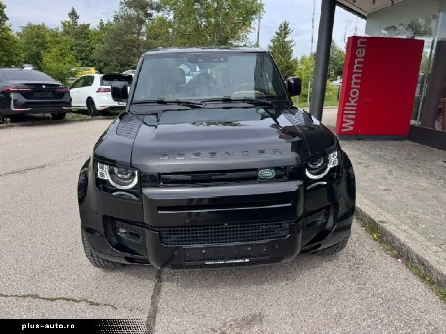 LAND ROVER 110 P400 X-Dynamic HSE Black-Tan Sperrdif&hellip;