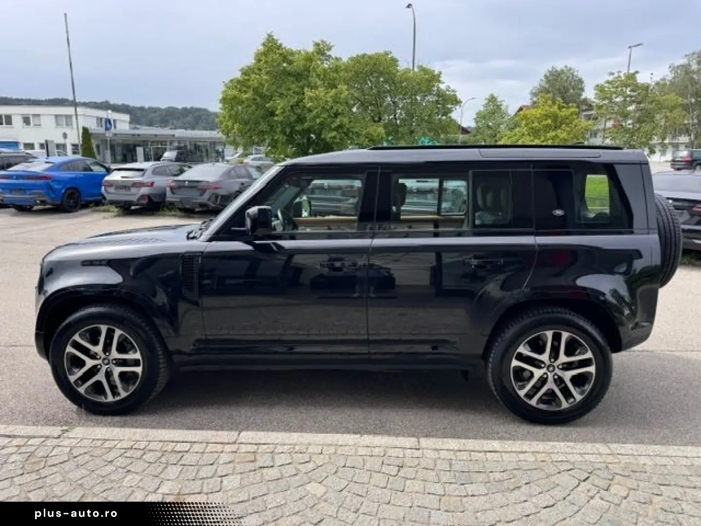 LAND ROVER 110 P400 X-Dynamic HSE Black-Tan Sperrdif&hellip;