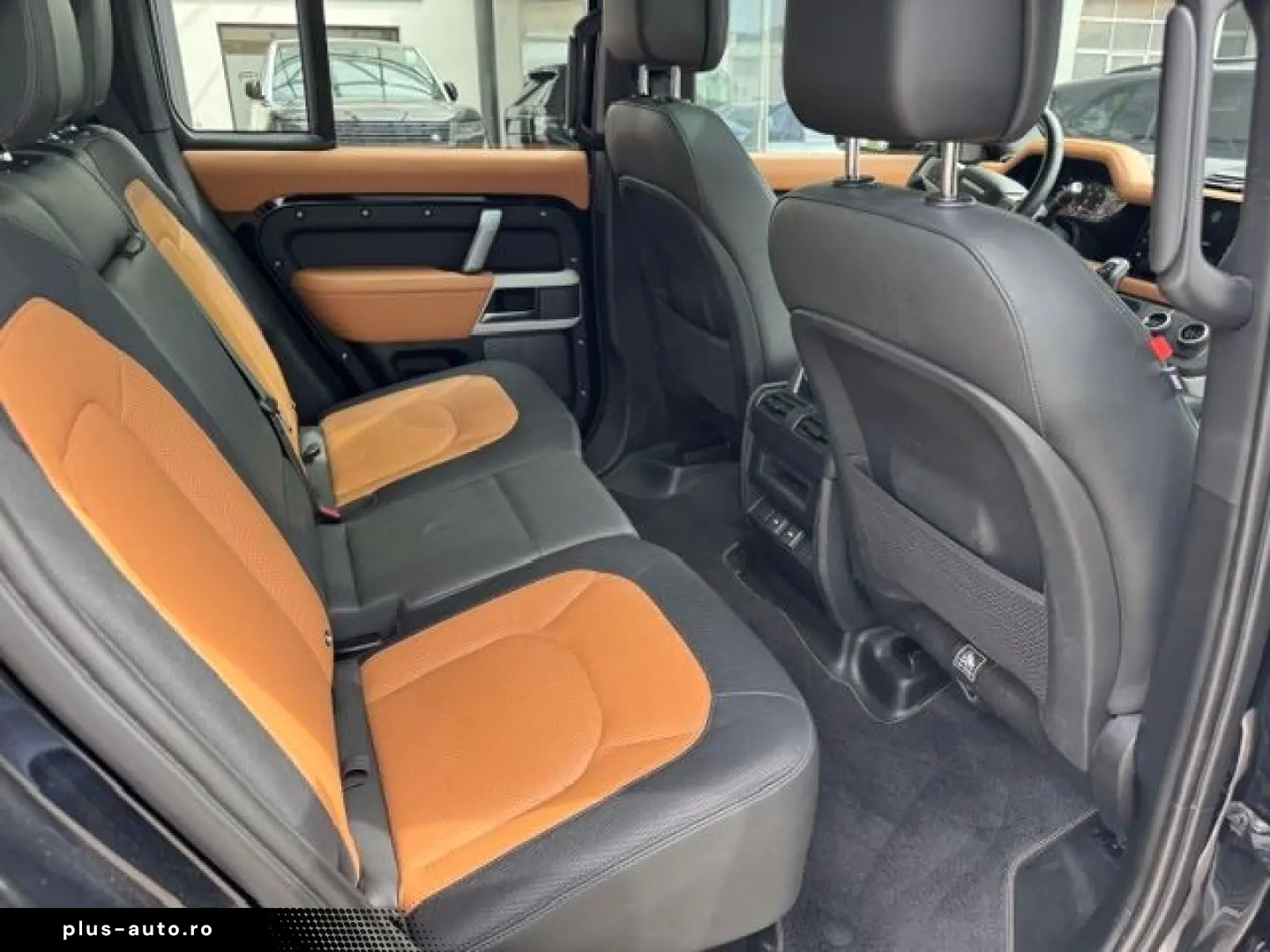 LAND ROVER 110 P400 X-Dynamic HSE Black-Tan Sperrdif&hellip;
