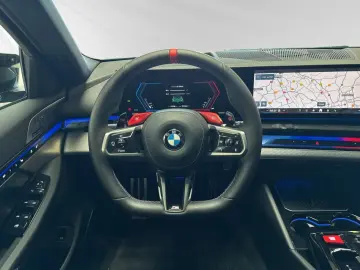 BMW M5 Touring Inkl. € 1.190 Zubehörbonus AHK DAProf