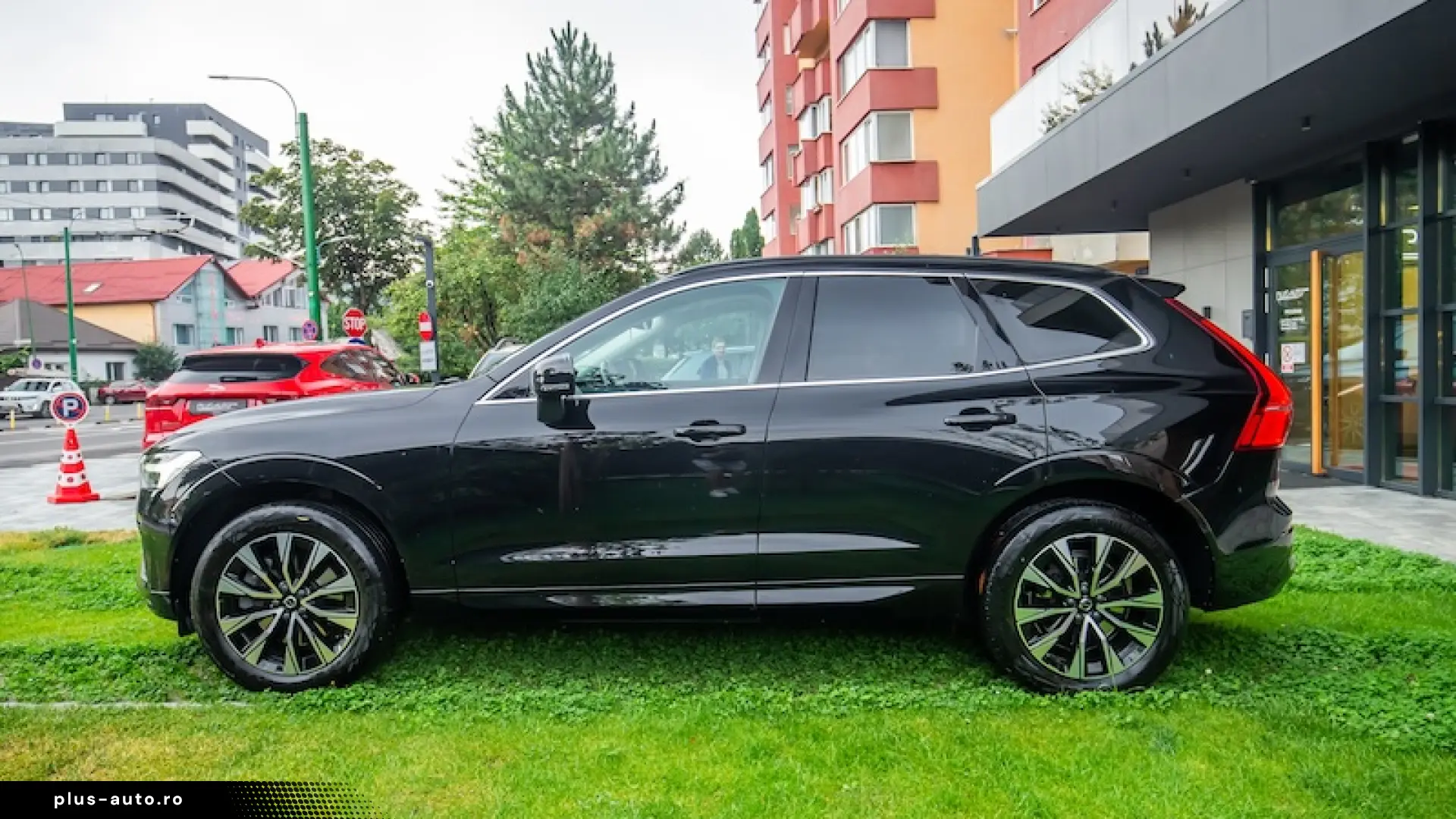 Volvo XC60 B4 - 2023 - Unic Proprietar