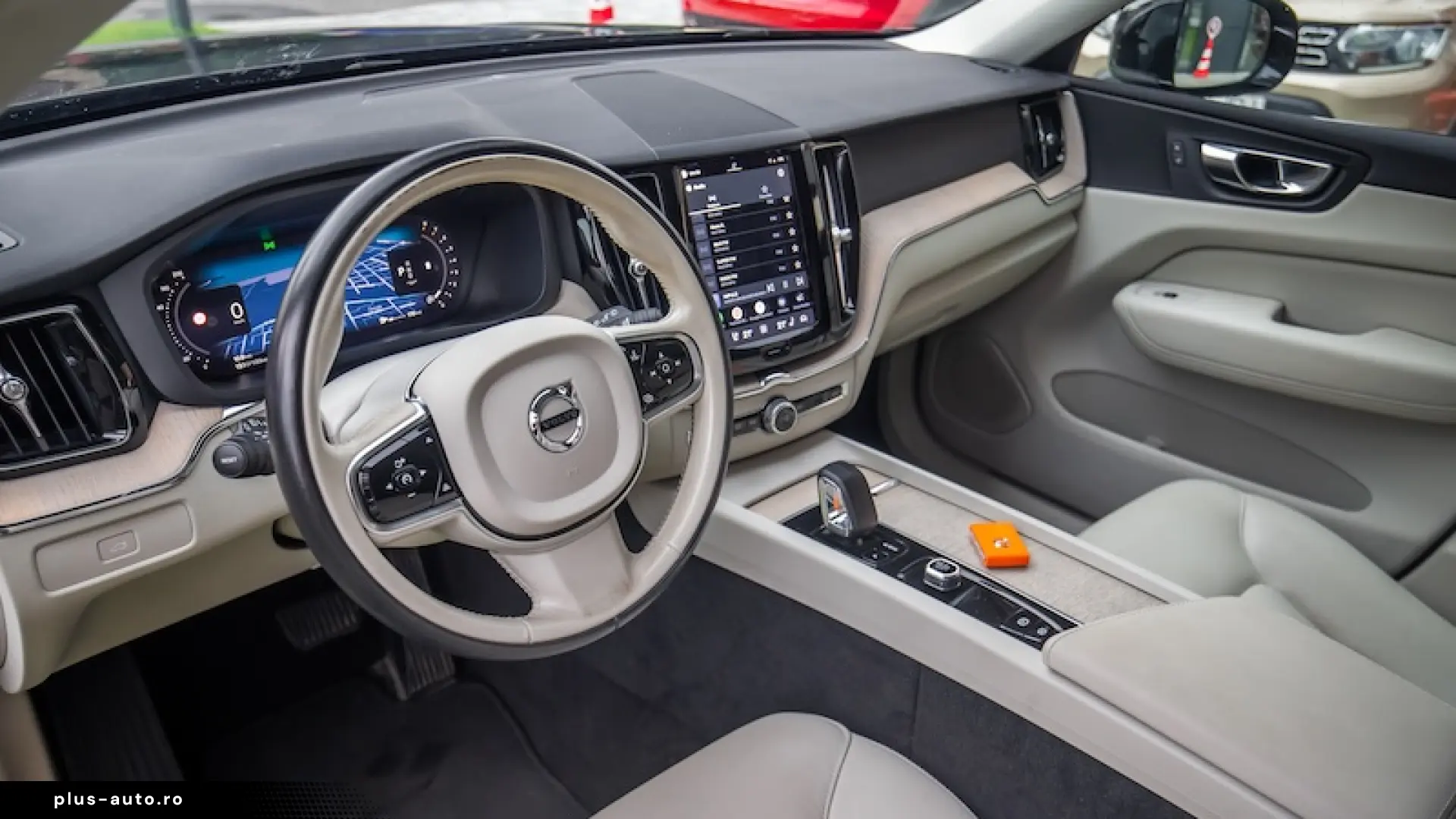 Volvo XC60 B4 - 2023 - Unic Proprietar