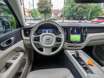 Volvo XC60 B4 - 2023 - Unic Proprietar