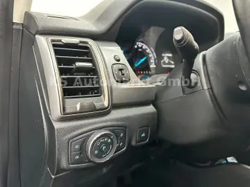 FORD Ranger Limited Extrakabine 4x4 NAVI KAM 1 HAND