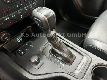 FORD Ranger Limited Extrakabine 4x4 NAVI KAM 1 HAND