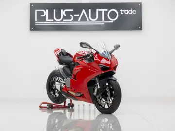 Ducati Panigale V2