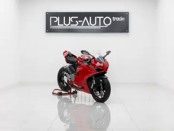 Ducati Panigale V2