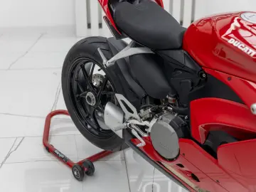 Ducati Panigale V2