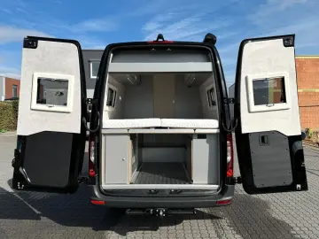 MERCEDES-BENZ Sprinter Standklima 300W Solar 400Ah Batterie
