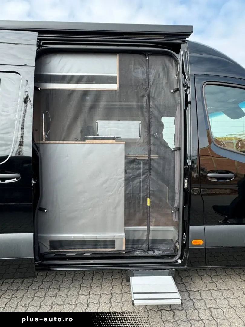 MERCEDES-BENZ Sprinter Standklima 300W Solar 400Ah Batterie