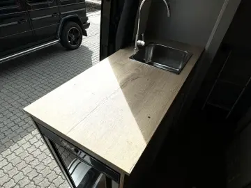 MERCEDES-BENZ Sprinter Standklima 300W Solar 400Ah Batterie